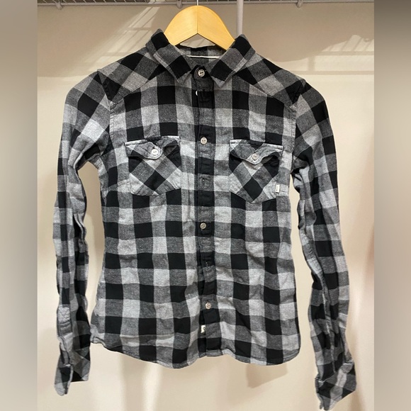 ARITZIA TNA black plaid shirt, like new - Picture 3 of 3